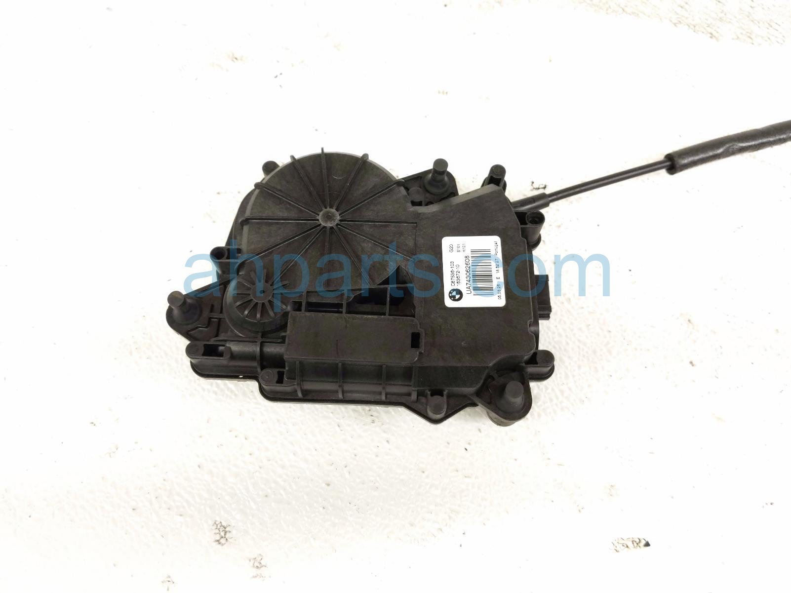 2025 BMW I4 Rear Soft Close Actuator Assy 51 24 7 430 626 Replacement 2025 BMW I4 Rear Soft Close Actuator Assy 51 24 7 430 626 Replacement thumbnail