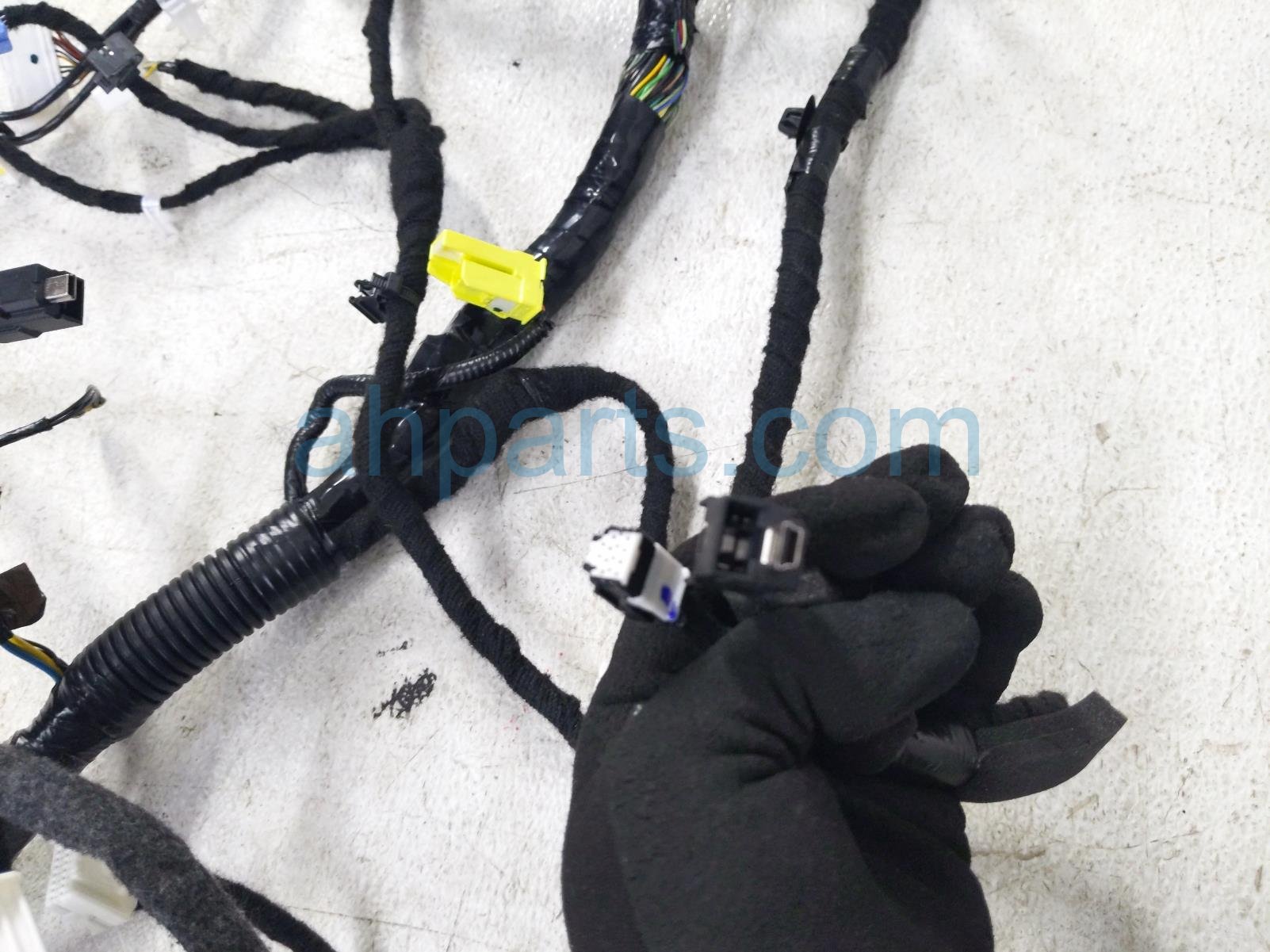 2025 Nissan Kicks Dash Instrument Wire Harness Awd 24010 7LG0B Replacement 2025 Nissan Kicks Dash Instrument Wire Harness Awd 24010 7LG0B Replacement thumbnail