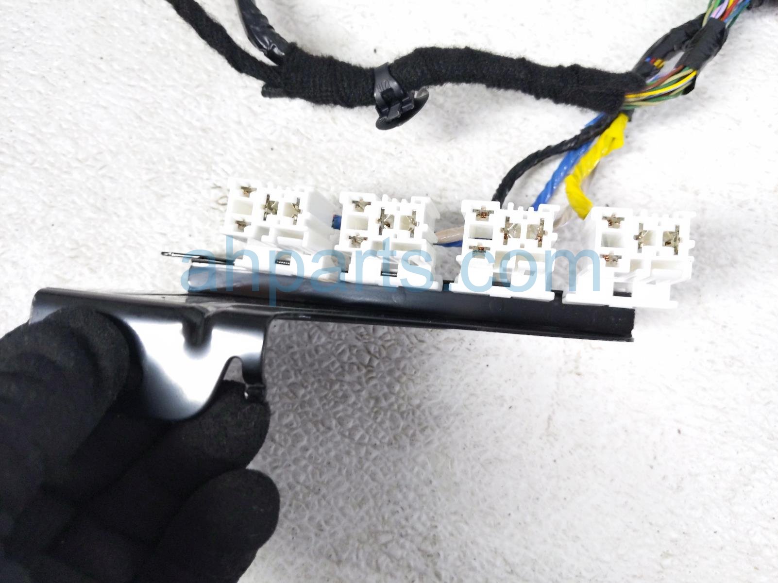 2025 Nissan Kicks Dash Instrument Wire Harness Awd 24010 7LG0B Replacement 2025 Nissan Kicks Dash Instrument Wire Harness Awd 24010 7LG0B Replacement thumbnail