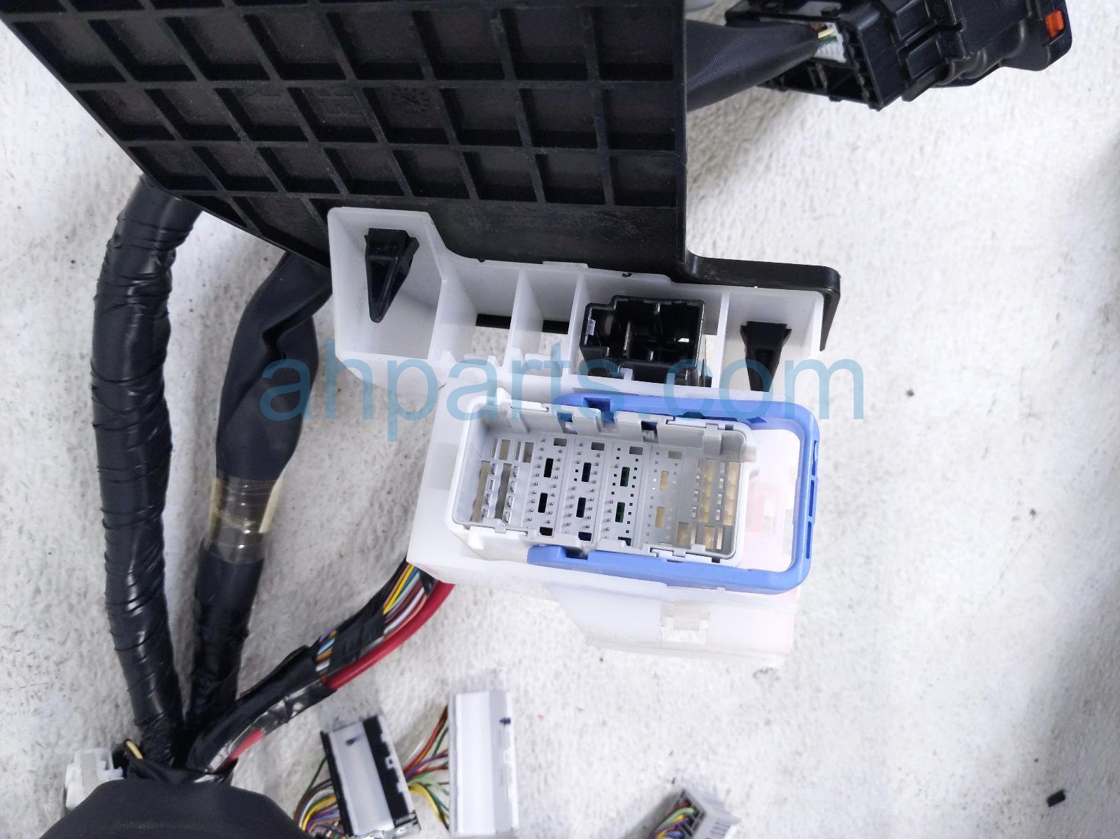 2025 Nissan Kicks Dash Instrument Wire Harness Awd 24010 7LG0B Replacement 2025 Nissan Kicks Dash Instrument Wire Harness Awd 24010 7LG0B Replacement thumbnail