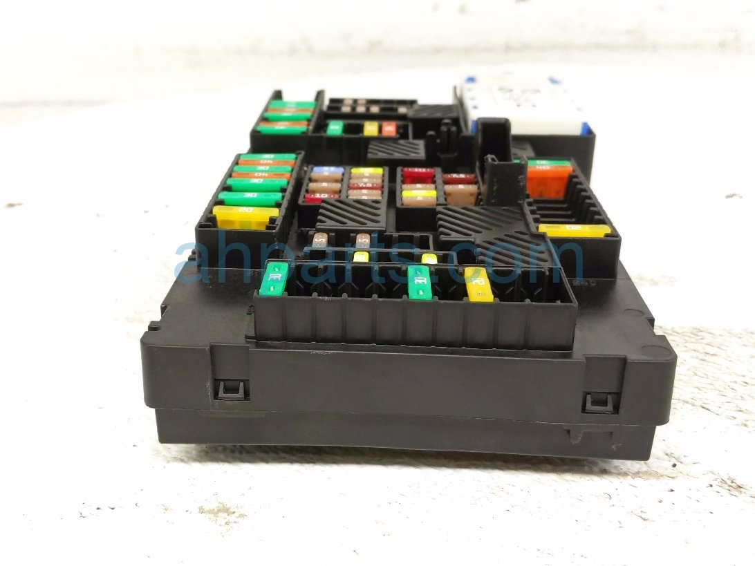 2025 BMW I4 Rear Power Fuse Distribution Box 61 14 5 A4C FB9 Replacement 2025 BMW I4 Rear Power Fuse Distribution Box 61 14 5 A4C FB9 Replacement thumbnail