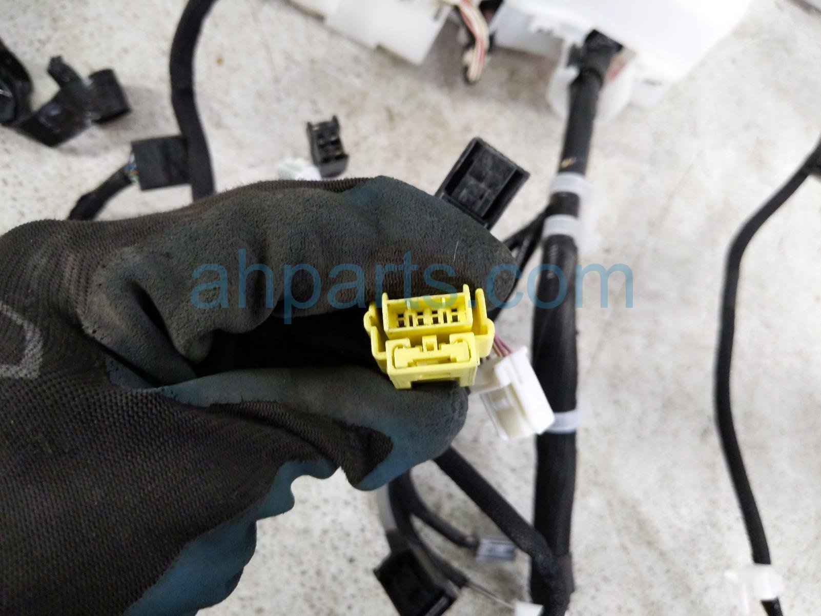 2020 Toyota Highlander Dash Instrument Wire Harness Hyb 82141 48N60 Replacement 2020 Toyota Highlander Dash Instrument Wire Harness Hyb 82141 48N60 Replacement thumbnail