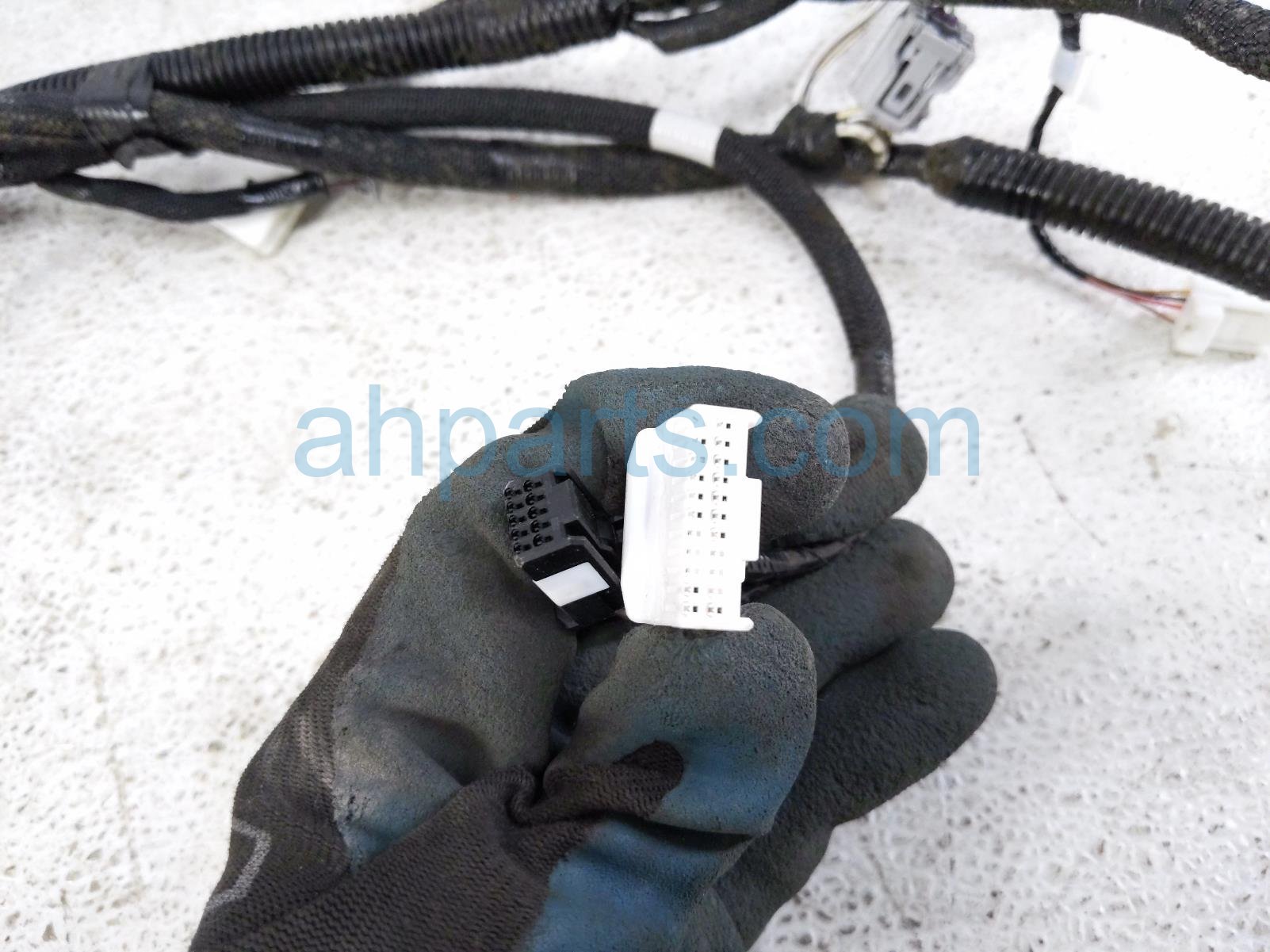 2020 Toyota Highlander Dash Instrument Wire Harness Hyb 82141 48N60 Replacement 2020 Toyota Highlander Dash Instrument Wire Harness Hyb 82141 48N60 Replacement thumbnail