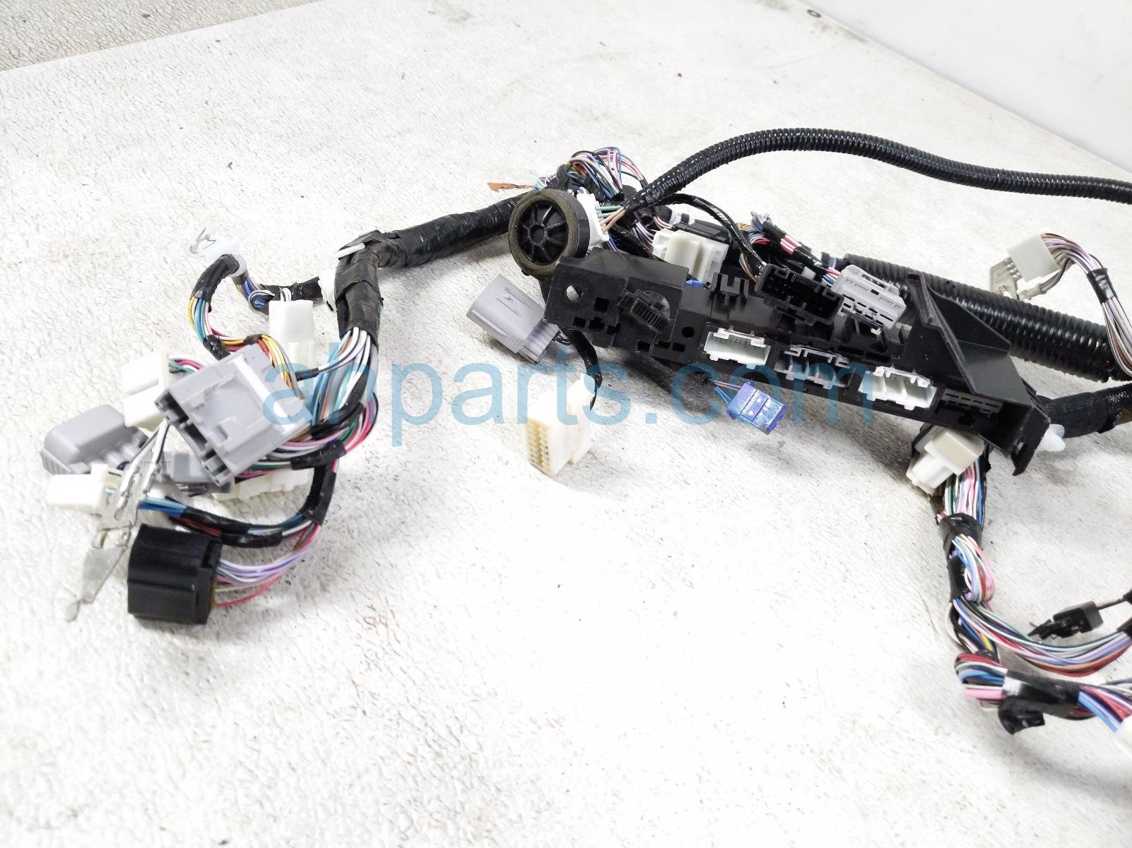 2020 Toyota Highlander Dash Instrument Wire Harness Hyb 82141 48N60 Replacement 2020 Toyota Highlander Dash Instrument Wire Harness Hyb 82141 48N60 Replacement thumbnail