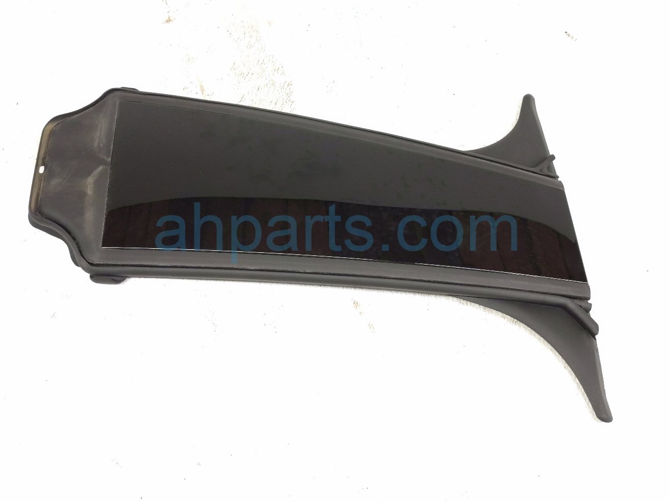 2025 BMW I4 Driver B pillar Trim Molding Black 51 13 7 482 953 Replacement 2025 BMW I4 Driver B pillar Trim Molding Black 51 13 7 482 953 Replacement thumbnail