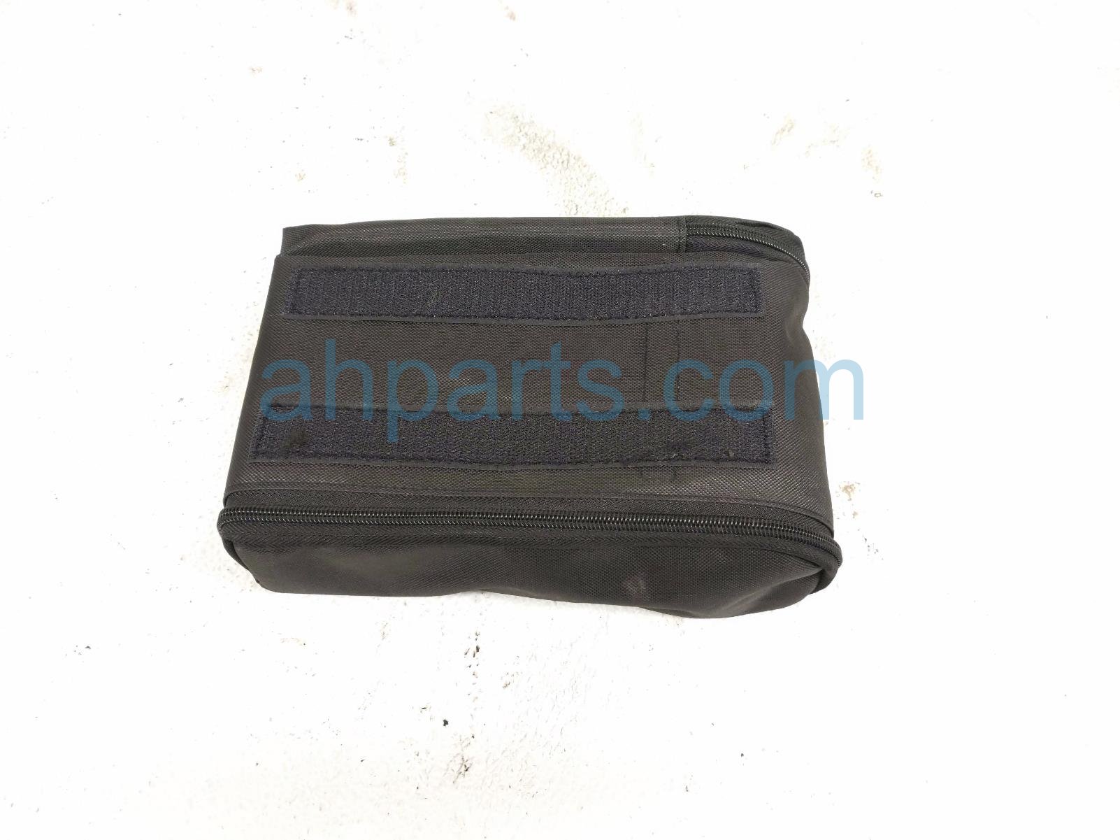 2025 BMW I4 Tire Inflator Kit W/sealant 71 10 6 898 019 Replacement 2025 BMW I4 Tire Inflator Kit W/sealant 71 10 6 898 019 Replacement thumbnail
