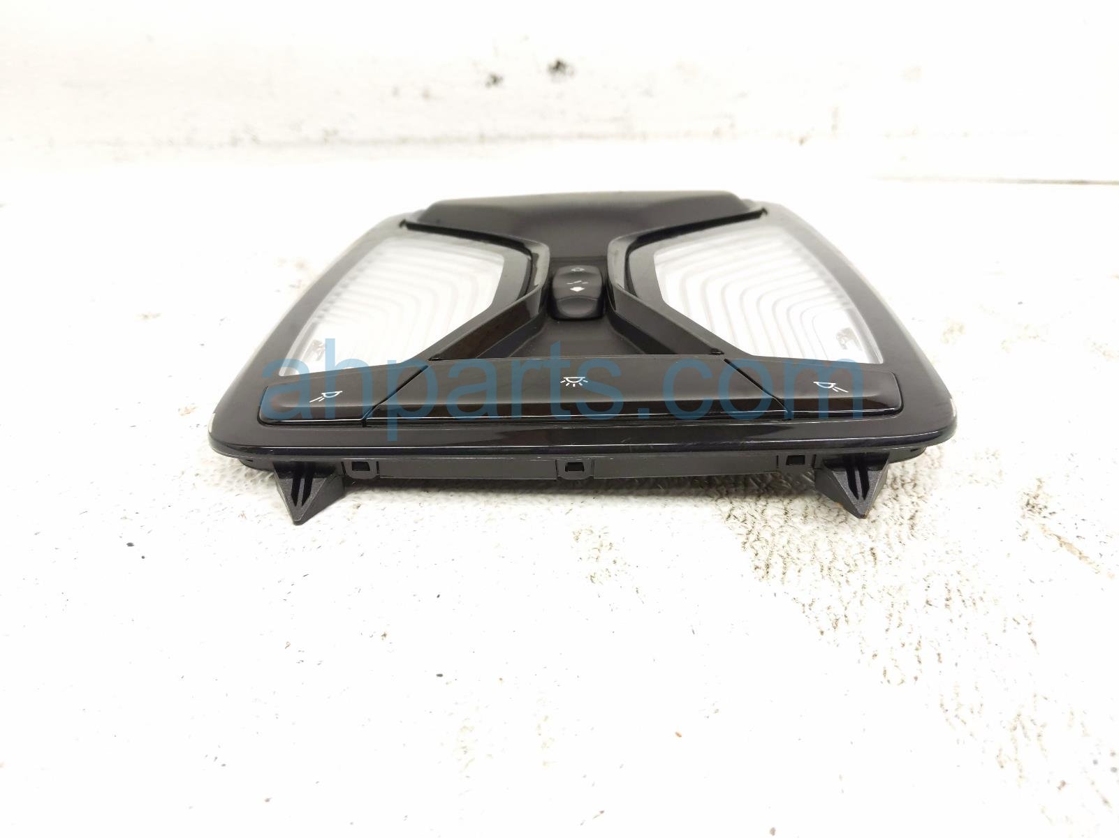 2025 BMW I4 Roof Console Map Lt W/sun Sos Blk 61 31 5 B32 494 Replacement 2025 BMW I4 Roof Console Map Lt W/sun Sos Blk 61 31 5 B32 494 Replacement thumbnail