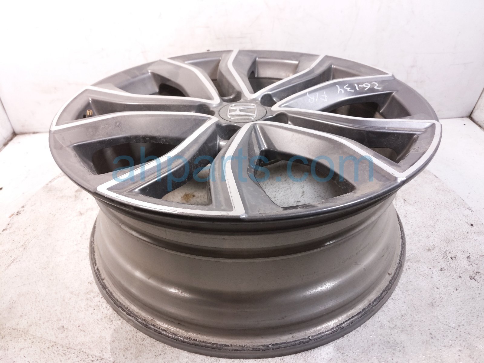 2021 Honda CR V Front Passenger Wheel / Rim 42700 TLA A93 Replacement 2021 Honda CR V Front Passenger Wheel / Rim 42700 TLA A93 Replacement thumbnail