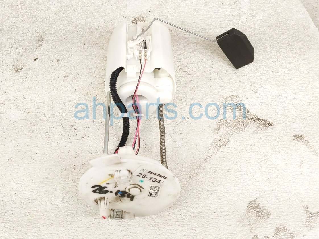 $95 Honda GAS / FUEL PUMP (TANK MOUNTED)