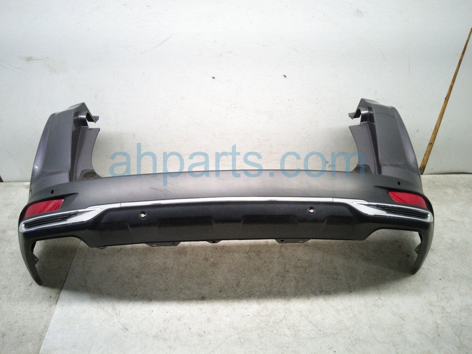 Honda REAR BUMPER COVER - GREY*