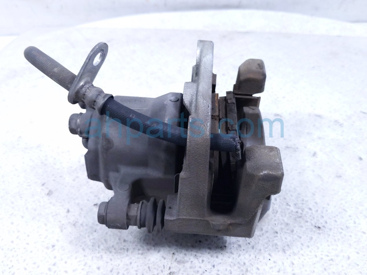 2020 Toyota Camry Core Rear Driver Brake Caliper 47850 33280 Replacement 2020 Toyota Camry Core Rear Driver Brake Caliper 47850 33280 Replacement thumbnail