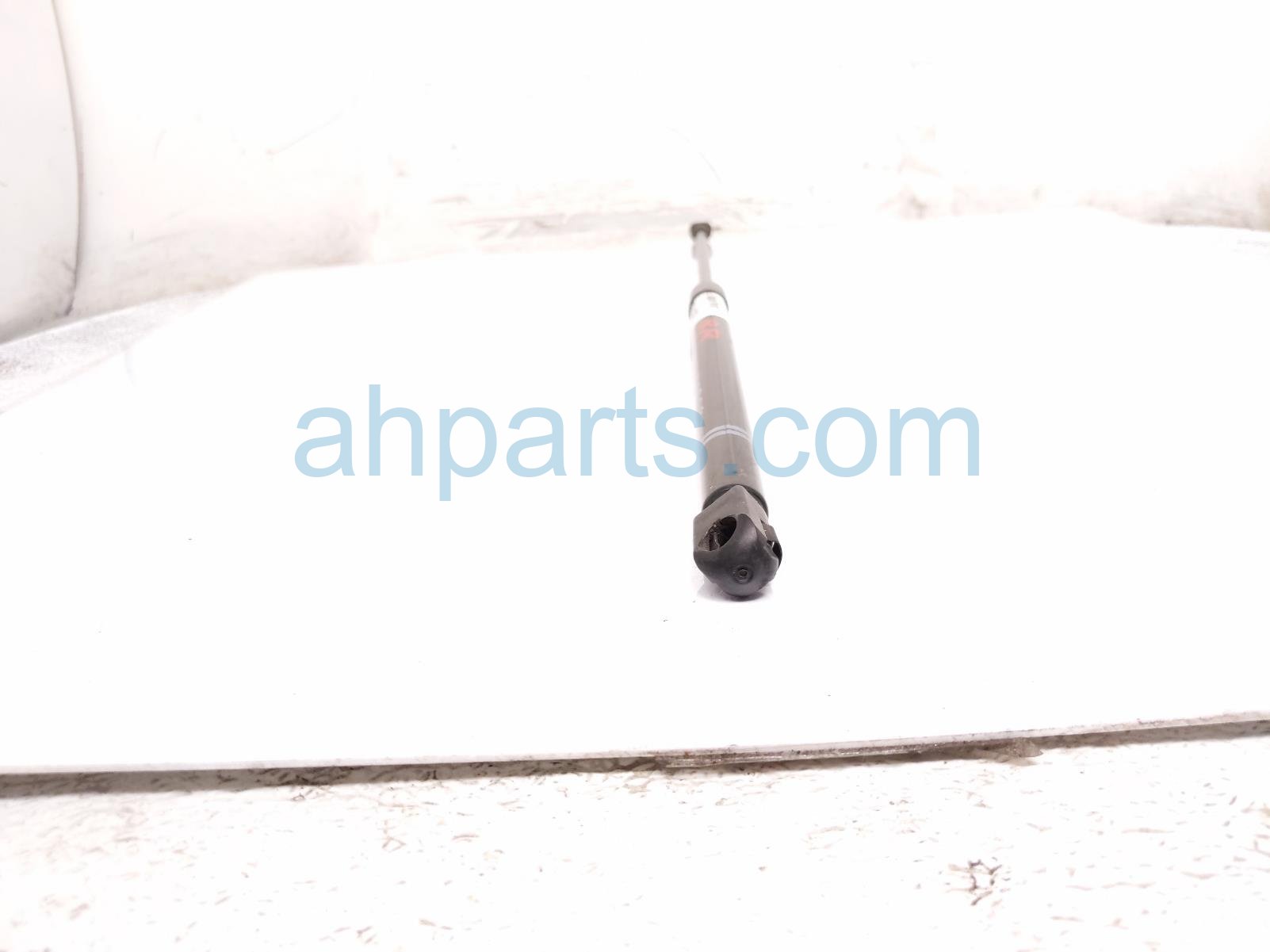 2023 Volkswagen Golf Gti Rear Passenger Tailgate Shock Strut 5H6 827 550 K Replacement 2023 Volkswagen Golf Gti Rear Passenger Tailgate Shock Strut 5H6 827 550 K Replacement thumbnail