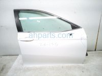 Toyota FR/RH DOOR - WHITE - NO MIRROR/TRIM* Toyota FR/RH DOOR - WHITE - NO MIRROR/TRIM*