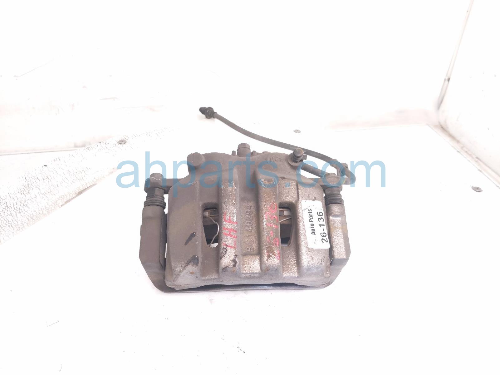 Honda FR/LH BRAKE CALIPER