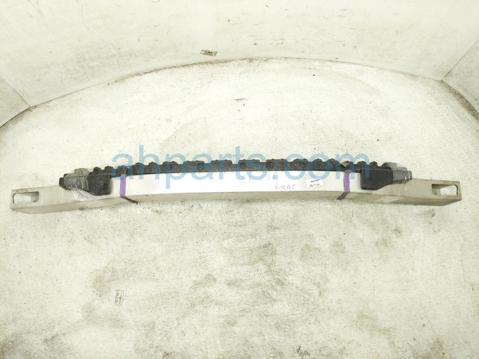 Honda REAR BUMPER REINFORCEMENT BAR