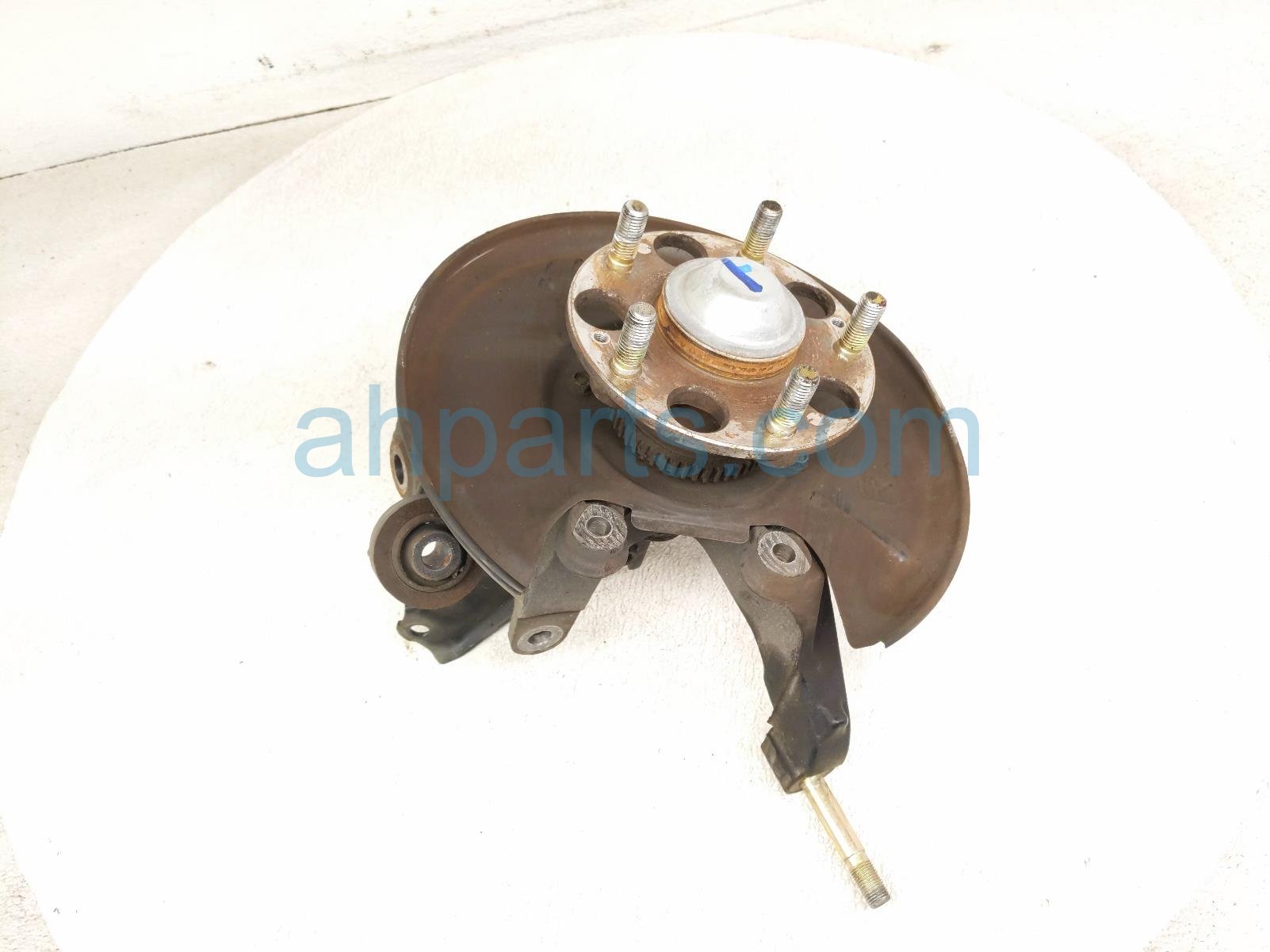 Honda RR/RH SPINDLE KNUCKLE HUB