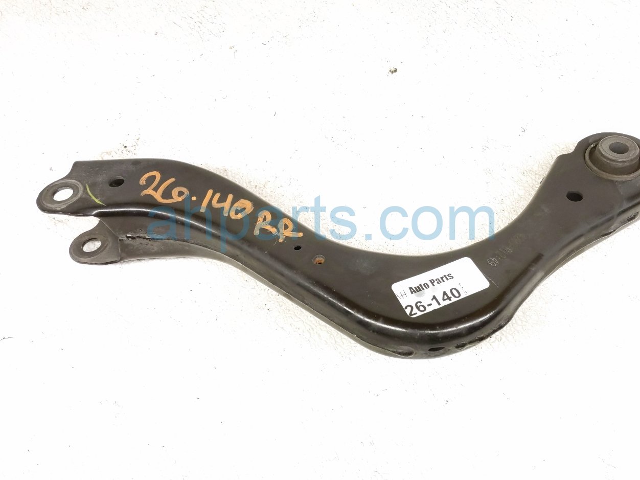 Nissan RR/RH UPPER CONTROL ARM