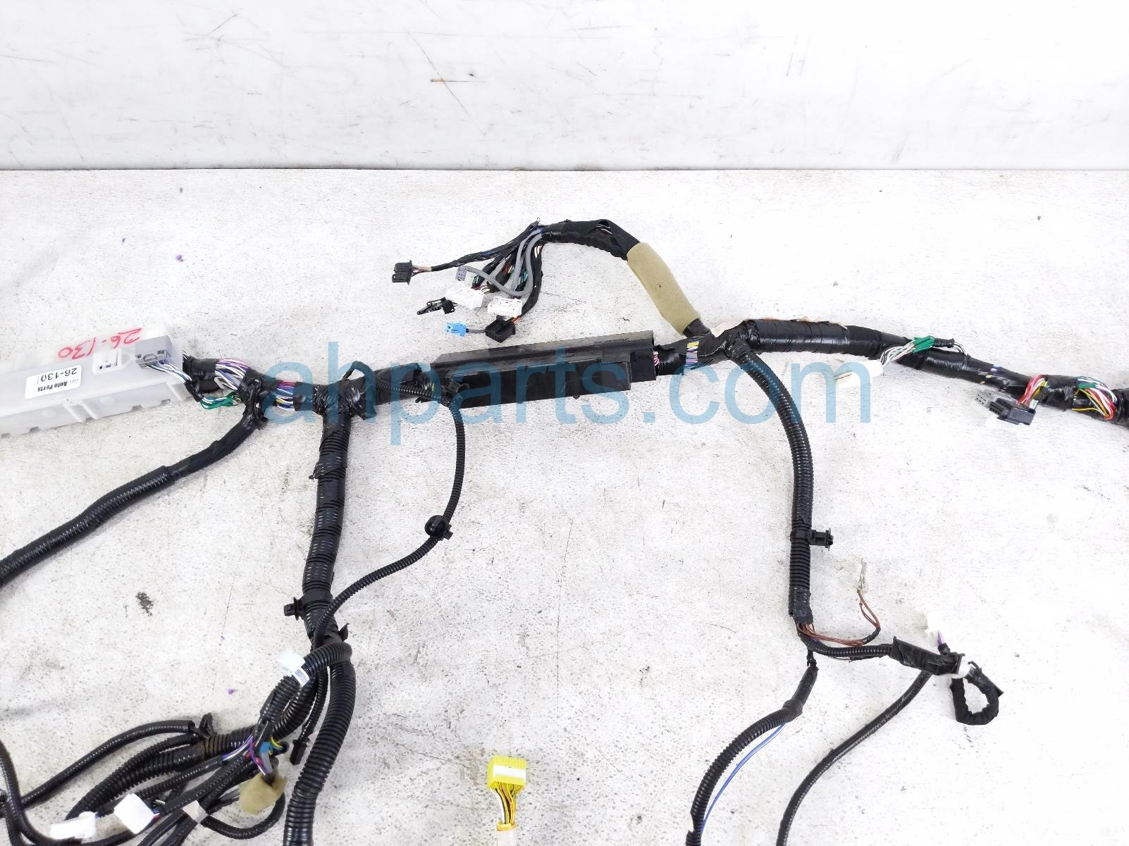 2018 Toyota Sienna Dash Instrument Wire Harness Fwd 82141 08J00 Replacement 2018 Toyota Sienna Dash Instrument Wire Harness Fwd 82141 08J00 Replacement thumbnail