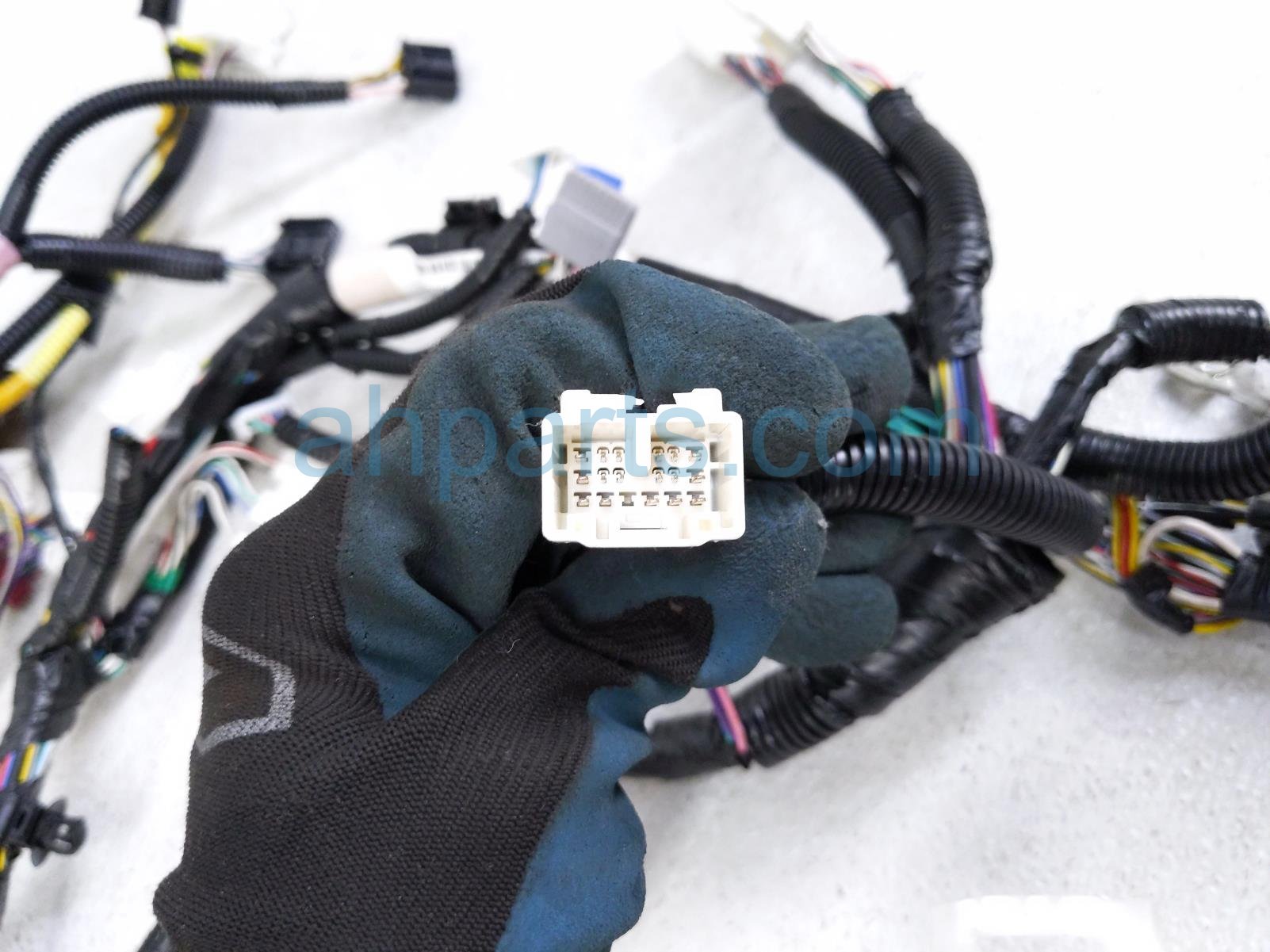 2018 Toyota Sienna Dash Instrument Wire Harness Fwd 82141 08J00 Replacement 2018 Toyota Sienna Dash Instrument Wire Harness Fwd 82141 08J00 Replacement thumbnail