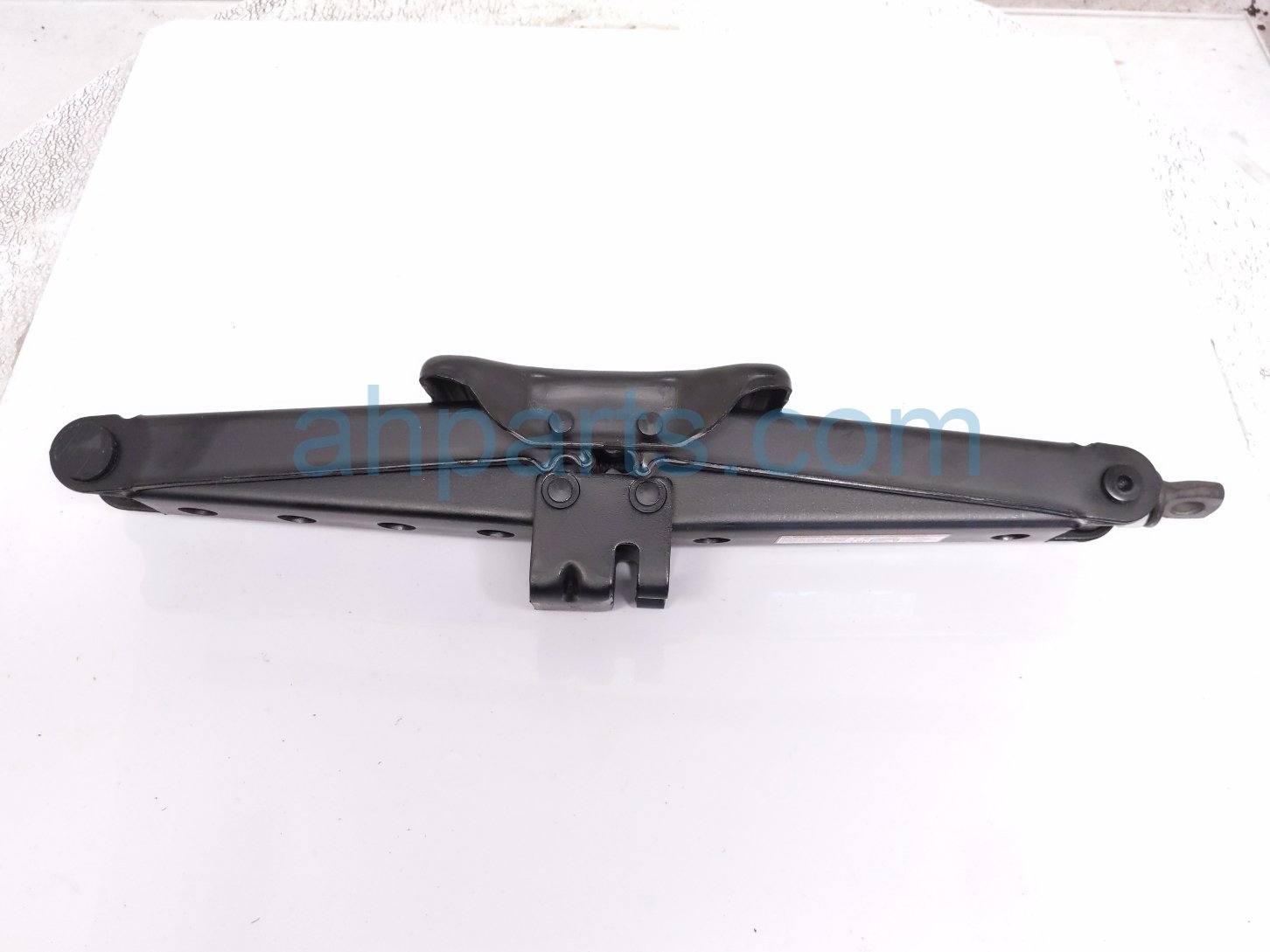 $45 Toyota SCISSOR JACK ONLY