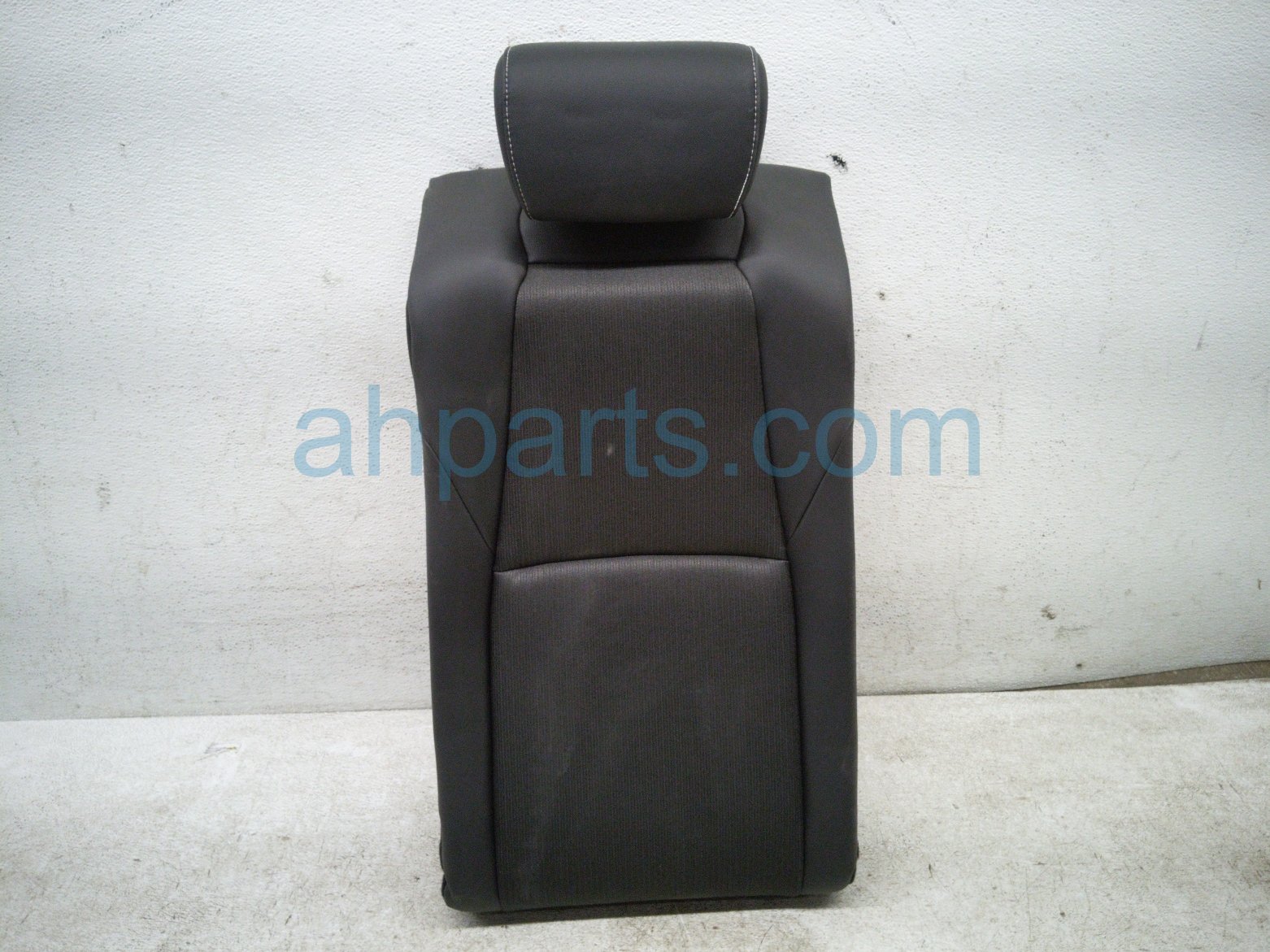 $95 Honda RR/LH UPPER SEAT CUSHION - BLACK