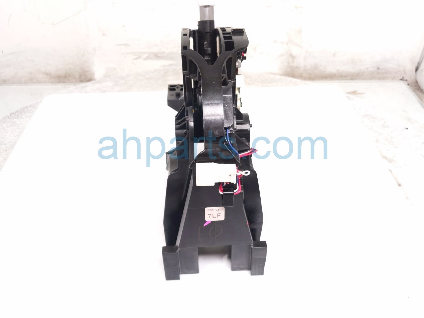 2025 Nissan Kicks A/t Floor Shifter W/knob Assy 2.0l 34901 7LF0A Replacement 2025 Nissan Kicks A/t Floor Shifter W/knob Assy 2.0l 34901 7LF0A Replacement thumbnail