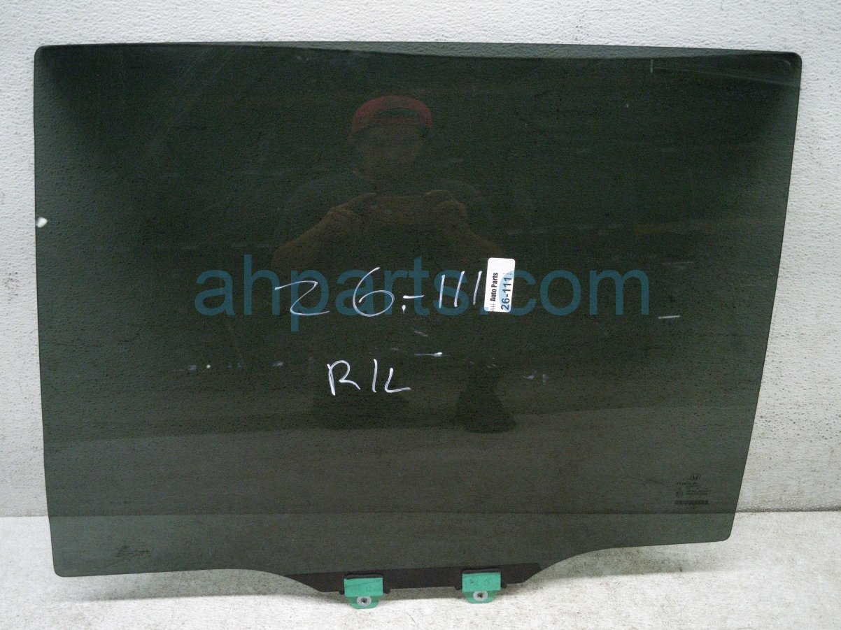 Honda RR/LH DOOR WINDOW GLASS
