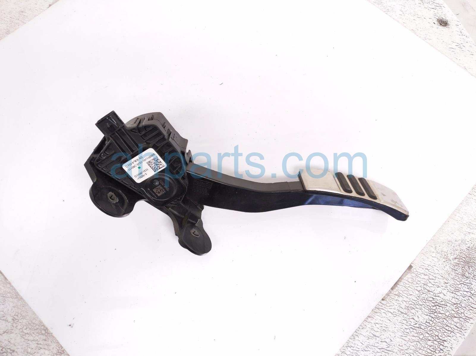 2024 Ford Mustang Gas / Accelerator Pedal Assy Fl CR33 9F836 AD Replacement 2024 Ford Mustang Gas / Accelerator Pedal Assy Fl CR33 9F836 AD Replacement thumbnail