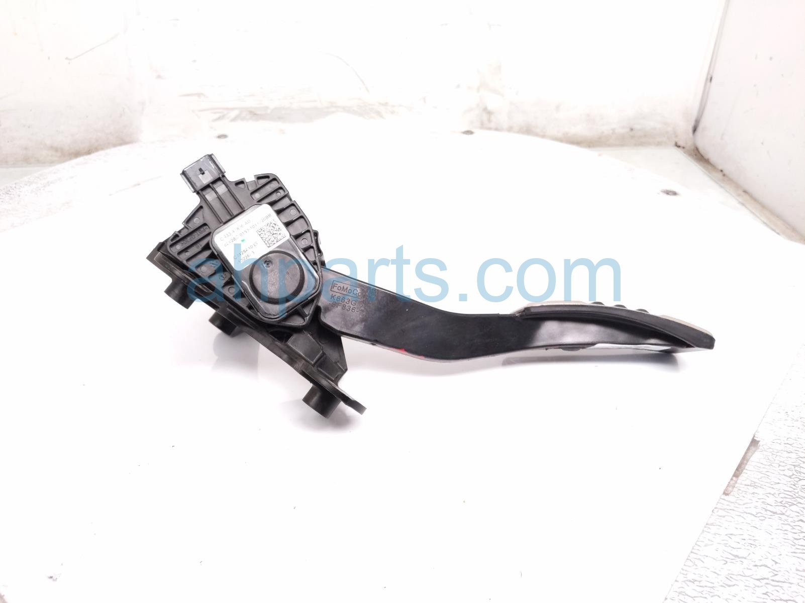 2024 Ford Mustang Gas / Accelerator Pedal Assy Fl CR33 9F836 AD Replacement 2024 Ford Mustang Gas / Accelerator Pedal Assy Fl CR33 9F836 AD Replacement thumbnail