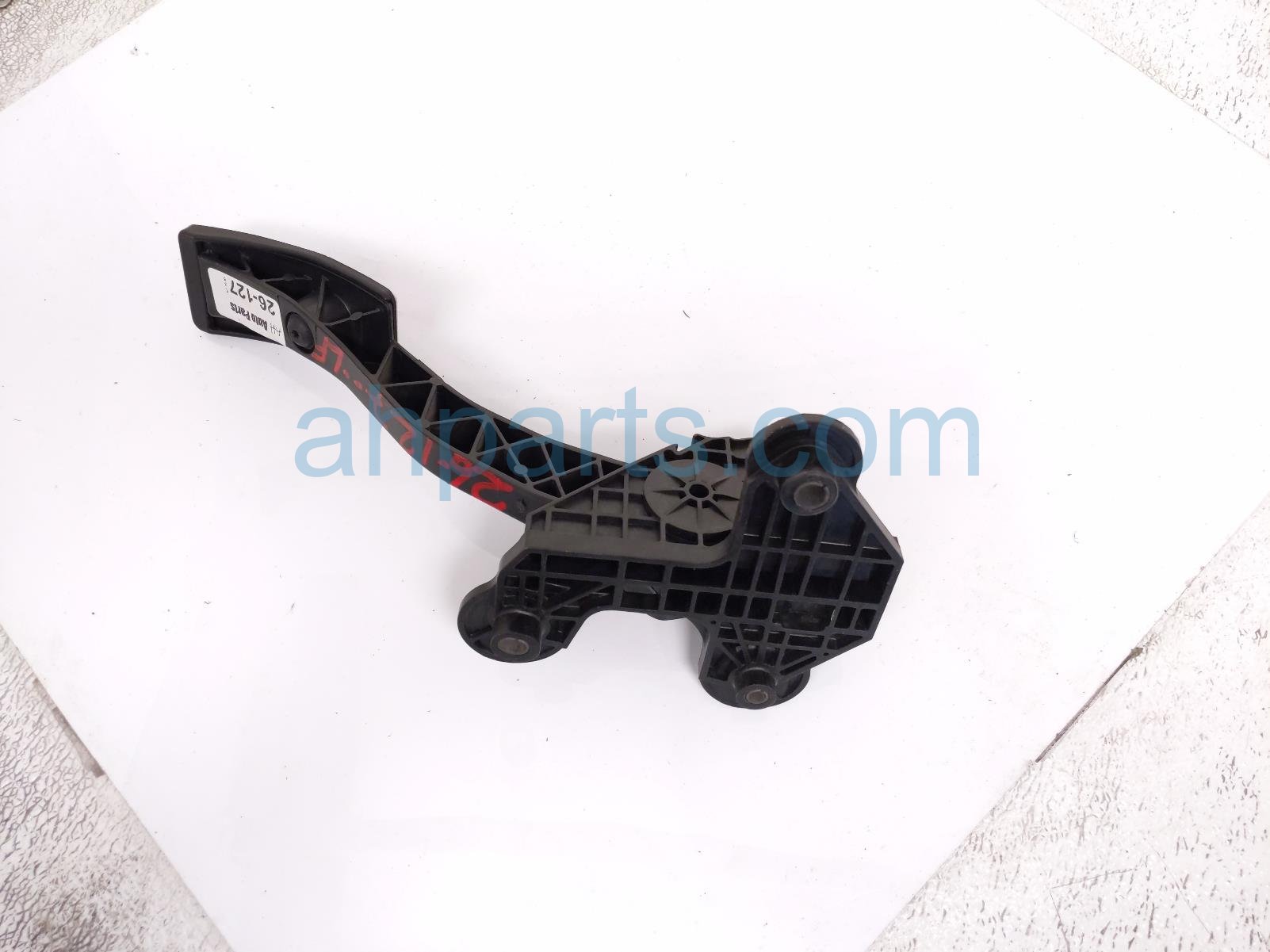 2024 Ford Mustang Gas / Accelerator Pedal Assy Fl CR33 9F836 AD Replacement 2024 Ford Mustang Gas / Accelerator Pedal Assy Fl CR33 9F836 AD Replacement thumbnail