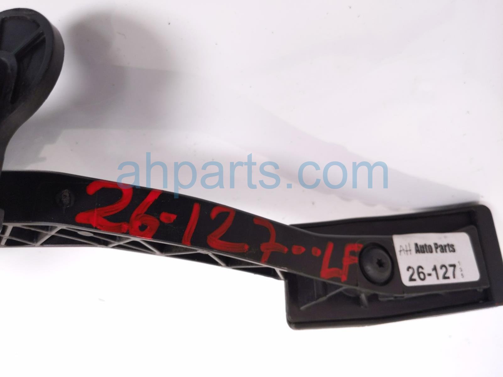 2024 Ford Mustang Gas / Accelerator Pedal Assy Fl CR33 9F836 AD Replacement 2024 Ford Mustang Gas / Accelerator Pedal Assy Fl CR33 9F836 AD Replacement thumbnail