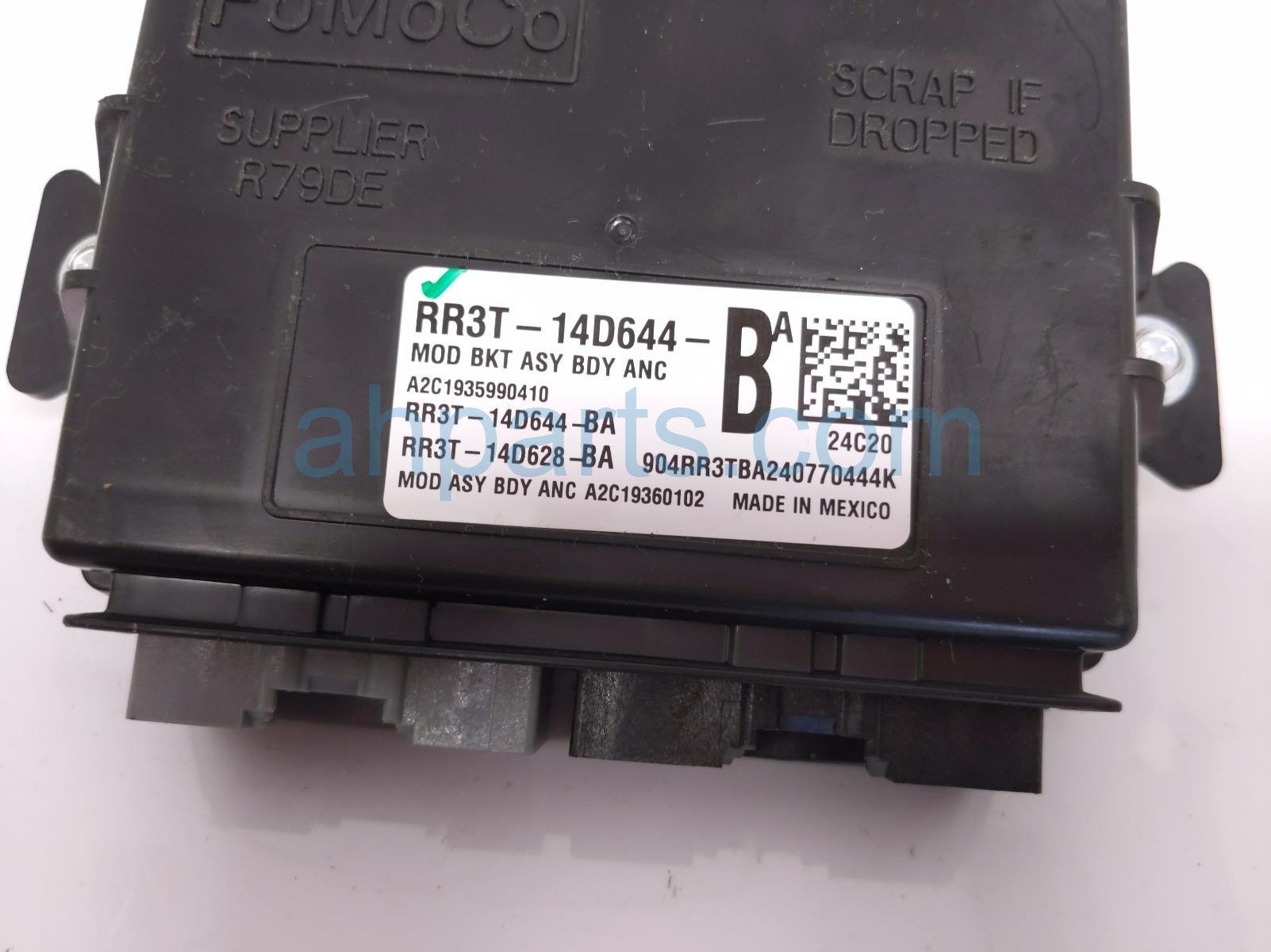 2024 Ford Mustang Lighting Control Mod Rear Passenger RR3T 14D644 BA Replacement 2024 Ford Mustang Lighting Control Mod Rear Passenger RR3T 14D644 BA Replacement thumbnail