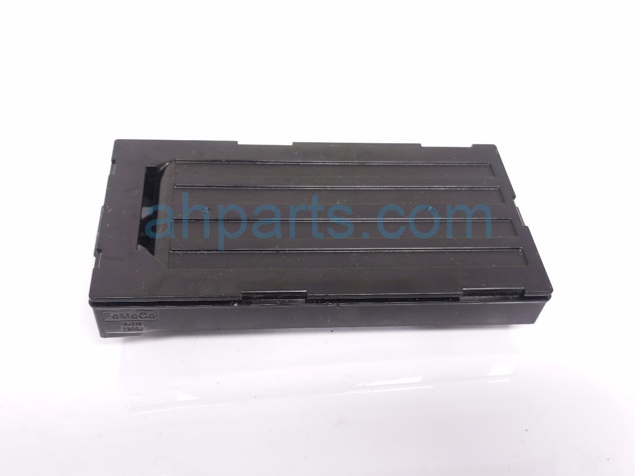 2024 Ford Mustang Wireless Phone Charger Assy SU5T 19J235 AA Replacement 2024 Ford Mustang Wireless Phone Charger Assy SU5T 19J235 AA Replacement thumbnail