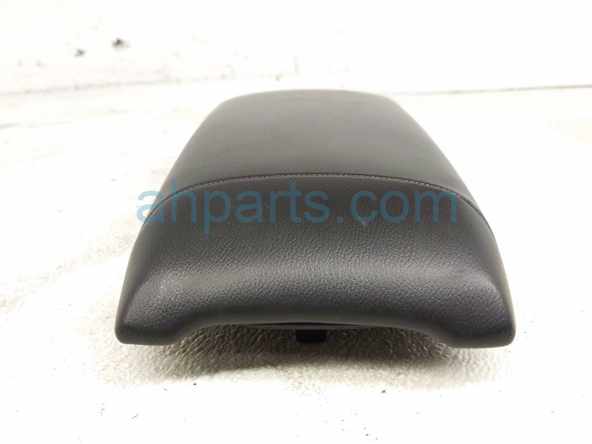 2025 Nissan Kicks Center Console Lid/armrest Black 68920 7LF0A Replacement 2025 Nissan Kicks Center Console Lid/armrest Black 68920 7LF0A Replacement thumbnail