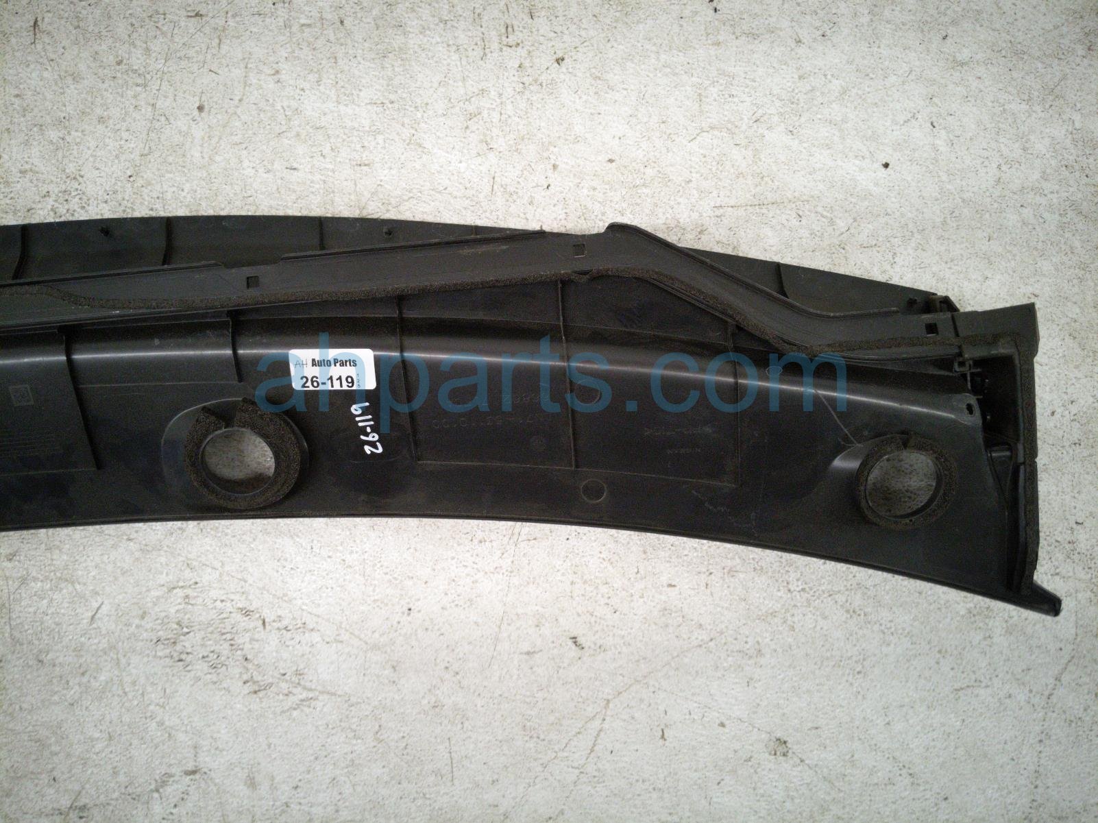 2025 Nissan Kicks Cover Windshield Cowl Grille Panel 66862 7LF0A Replacement 2025 Nissan Kicks Cover Windshield Cowl Grille Panel 66862 7LF0A Replacement thumbnail