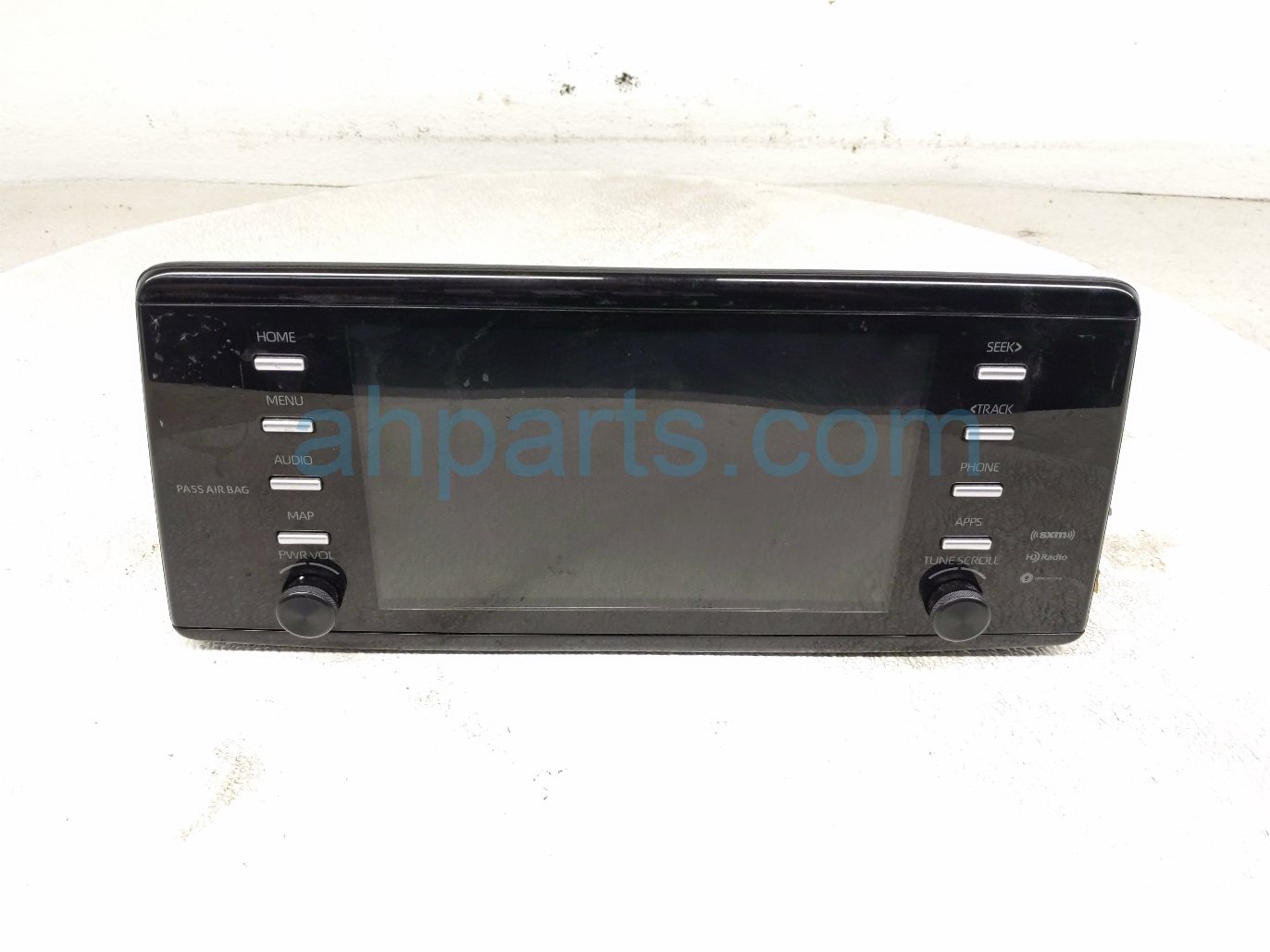 2023 Toyota Sienna Radio Receiver & Display Assy Le 86140 08531 Replacement 2023 Toyota Sienna Radio Receiver & Display Assy Le 86140 08531 Replacement thumbnail