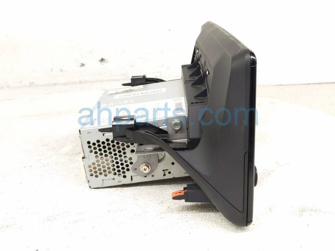 2023 Toyota Sienna Radio Receiver & Display Assy Le 86140 08531 Replacement 2023 Toyota Sienna Radio Receiver & Display Assy Le 86140 08531 Replacement thumbnail