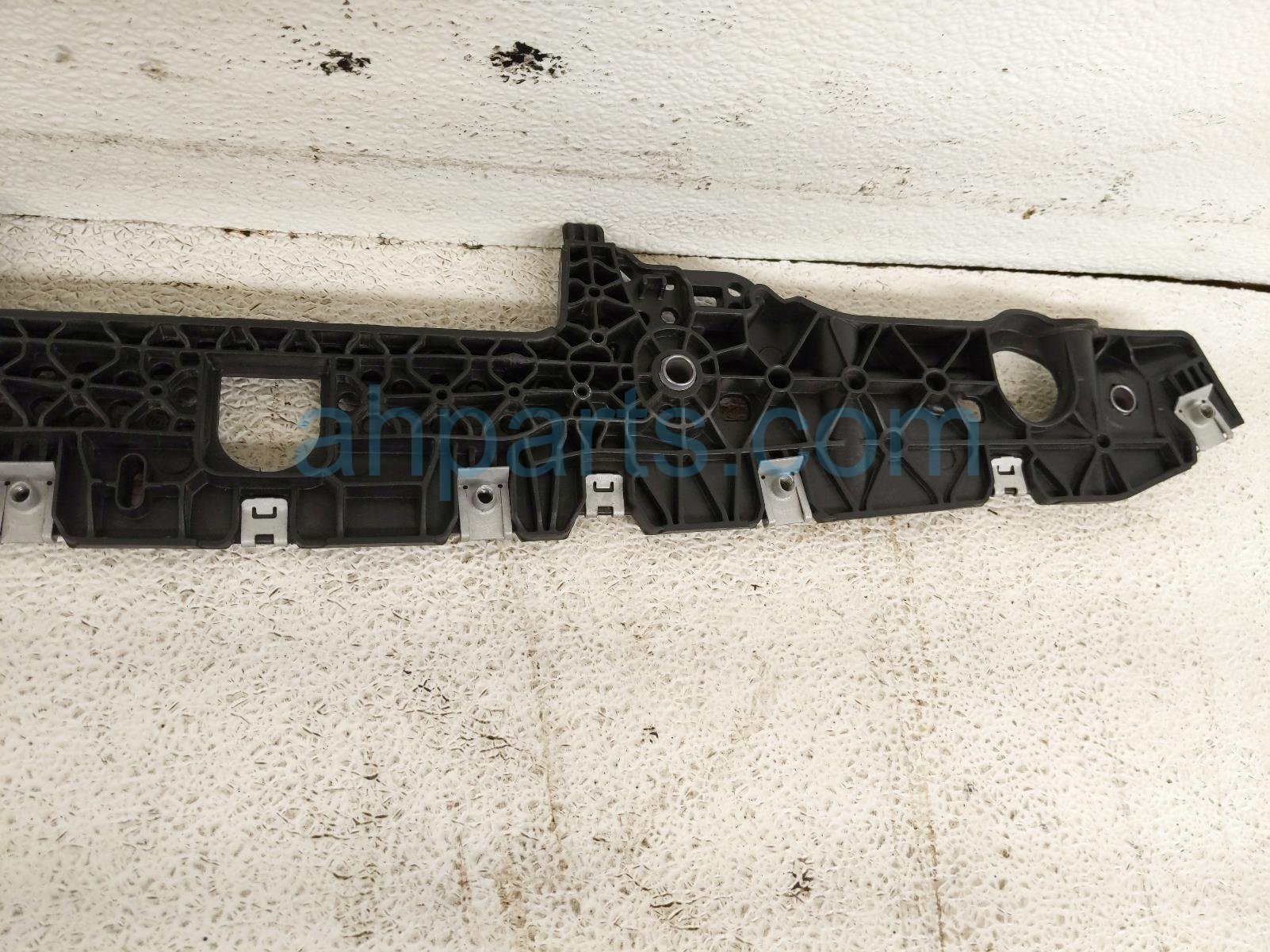 2025 BMW I4 Fr Bumper Bracket Spacer 51 64 8 493 907 Replacement 2025 BMW I4 Fr Bumper Bracket Spacer 51 64 8 493 907 Replacement thumbnail