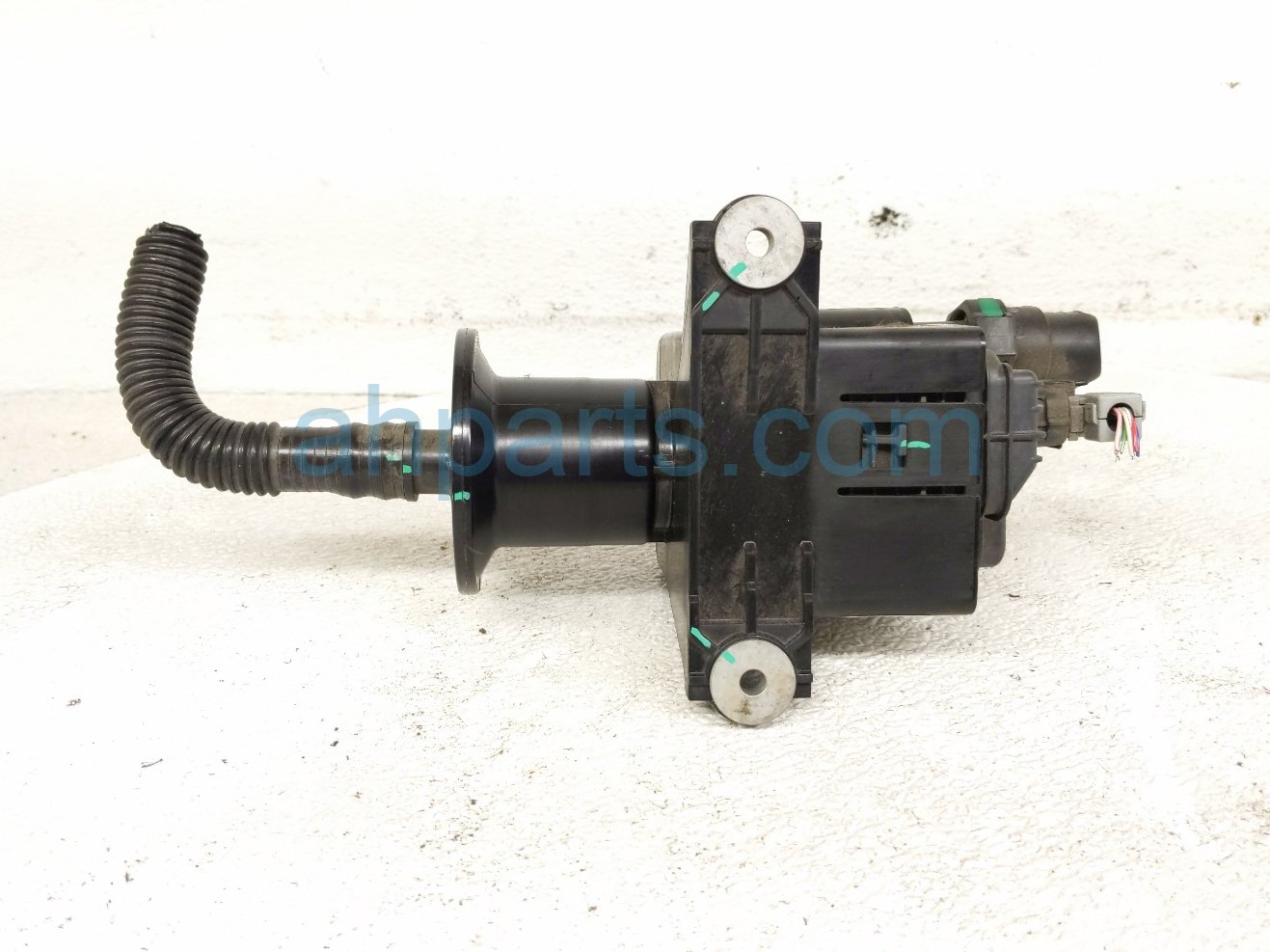 2021 Lexus Is300 Vapor Leak Detection Pump 2.0l 77730 53010 Replacement 2021 Lexus Is300 Vapor Leak Detection Pump 2.0l 77730 53010 Replacement thumbnail