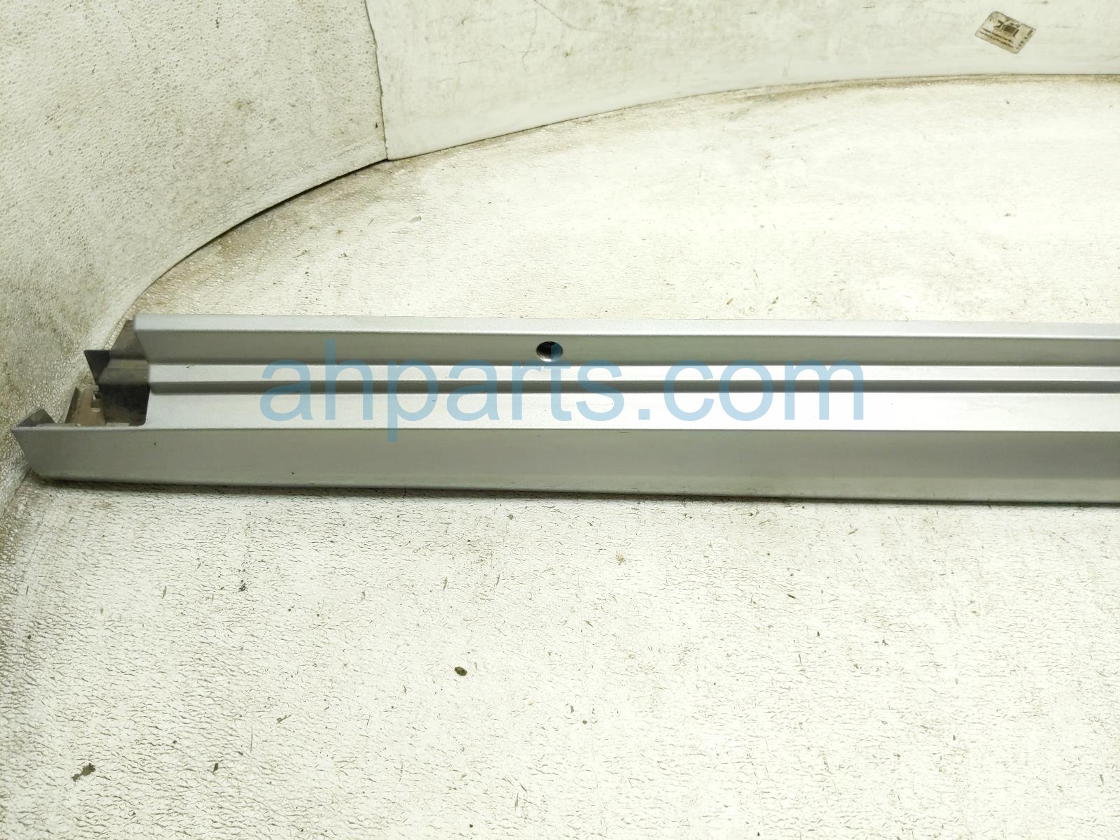 2018 Toyota Camry Rocker Trim Driver Side Skirt / Molding Silver Le 7586033905 Replacement 2018 Toyota Camry Rocker Trim Driver Side Skirt / Molding Silver Le 7586033905 Replacement thumbnail
