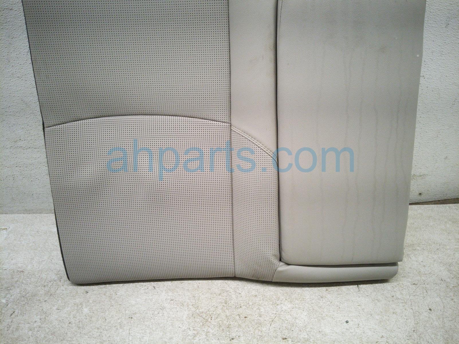 2026 Toyota Camry (2nd Row) Rear Passenger Seat Back W/armrest Grey 71077 AQ020 C4 Replacement 2026 Toyota Camry (2nd Row) Rear Passenger Seat Back W/armrest Grey 71077 AQ020 C4 Replacement thumbnail