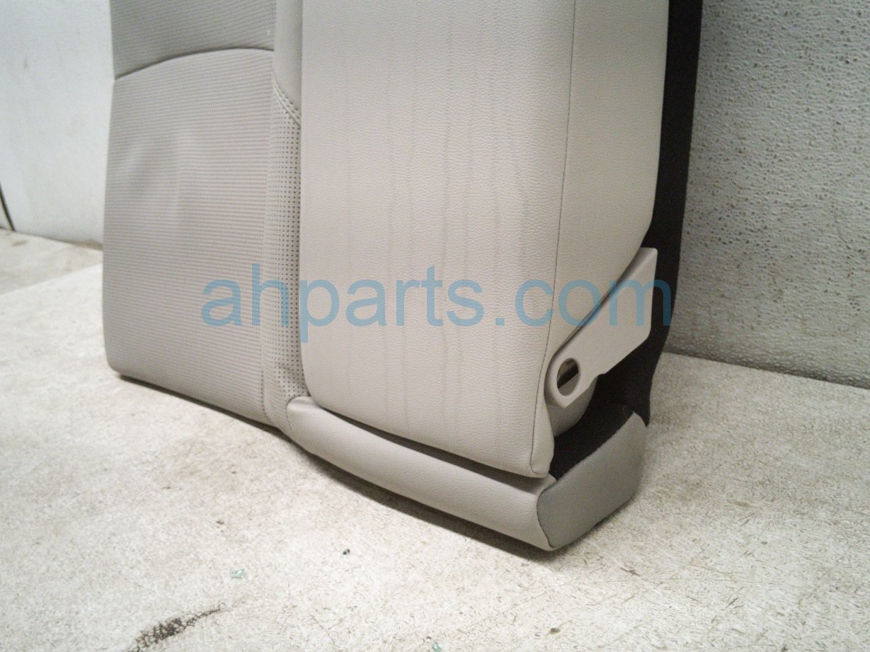2026 Toyota Camry (2nd Row) Rear Passenger Seat Back W/armrest Grey 71077 AQ020 C4 Replacement 2026 Toyota Camry (2nd Row) Rear Passenger Seat Back W/armrest Grey 71077 AQ020 C4 Replacement thumbnail