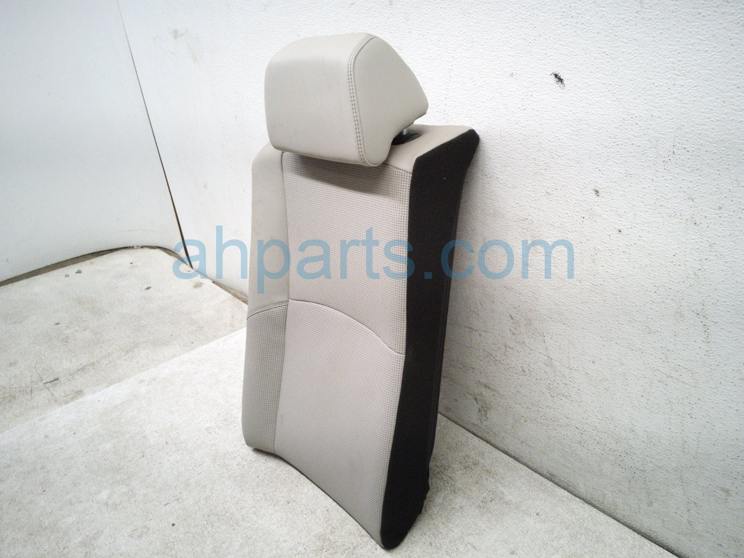 2026 Toyota Camry (2nd Row) Rear Driver Seat Backrest Grey 71078 AQ020 C5 Replacement 2026 Toyota Camry (2nd Row) Rear Driver Seat Backrest Grey 71078 AQ020 C5 Replacement thumbnail