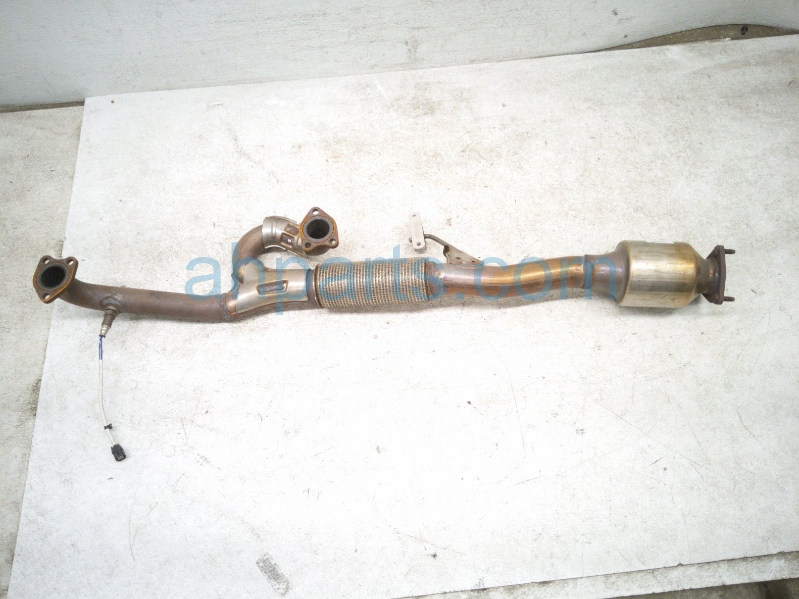$695 Honda FRONT PIPE EXHAUST MANIFOLD - 3.5L