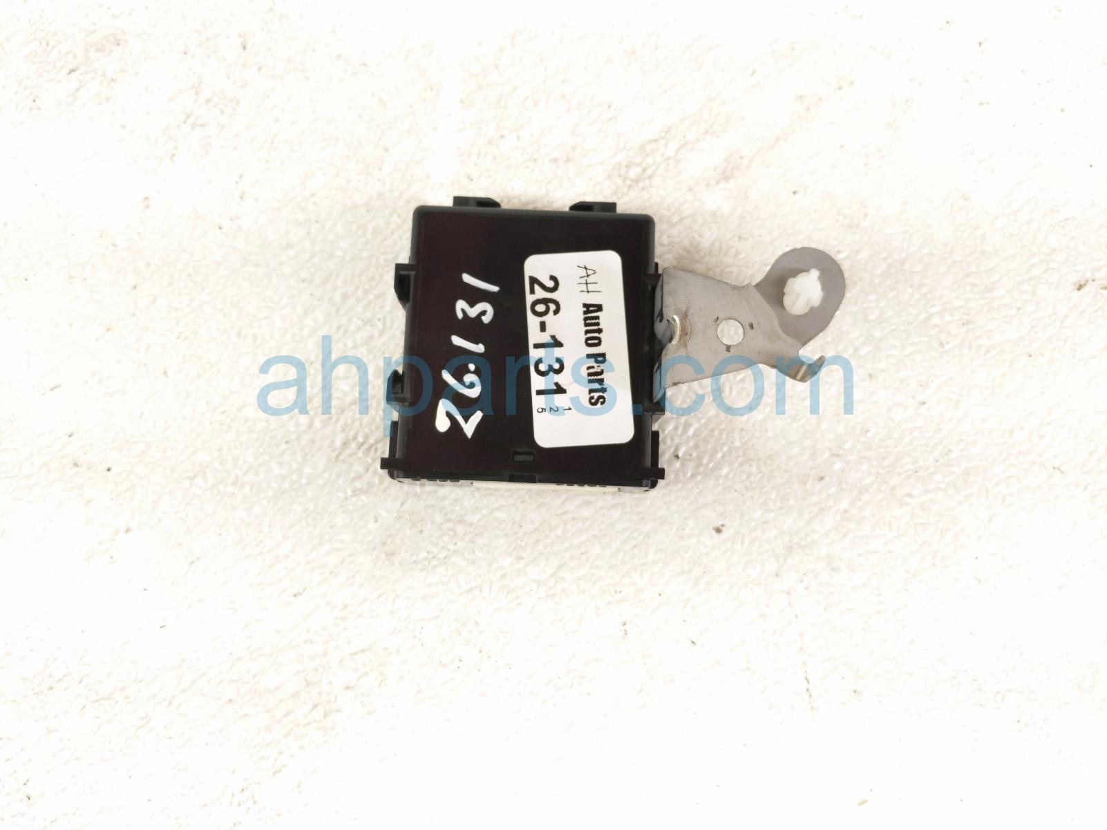 Toyota WINDSHIELD WIPER RELAY MODULE