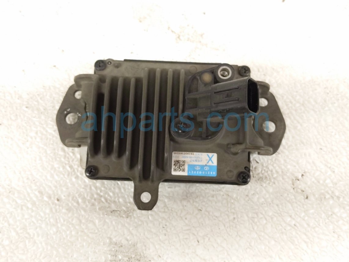 Toyota FRONT CRUISE DISTANCE RADAR - LE