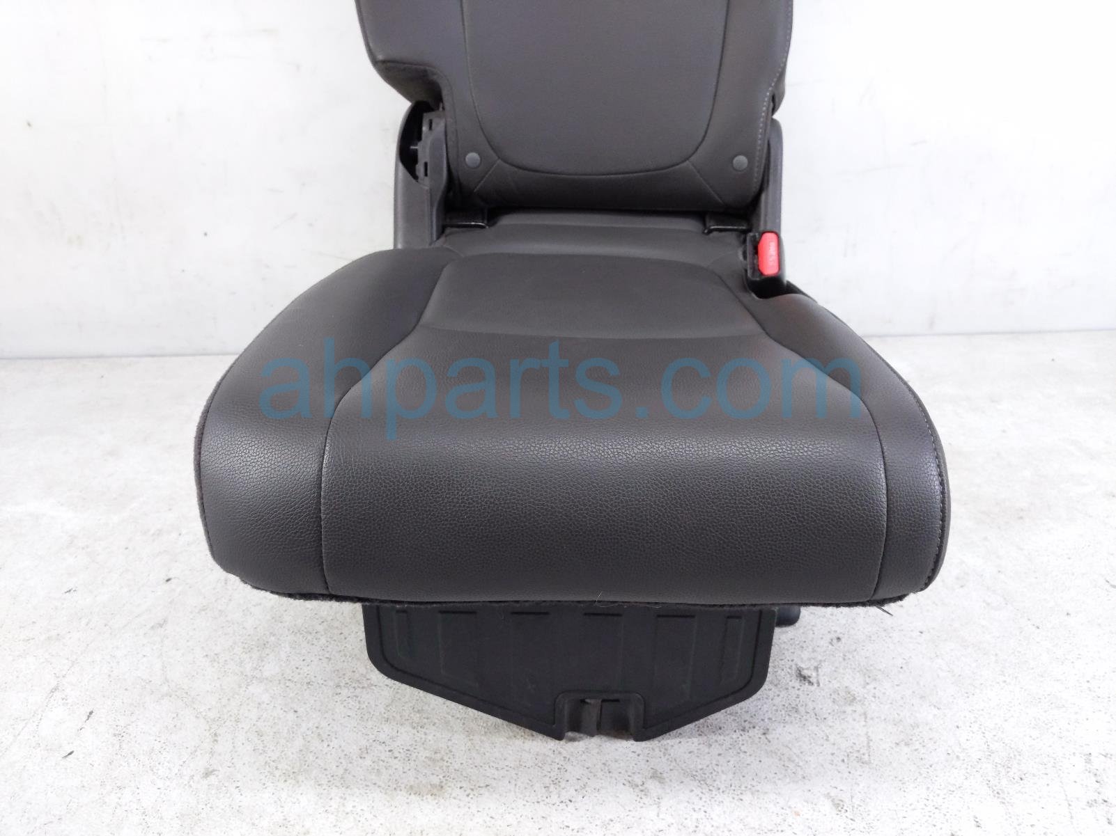 2022 Honda Odyssey Rear / Back (2nd Row) 3rd Row Passenger Seat Mocha Lthr 82121 THR L41ZD Replacement 2022 Honda Odyssey Rear / Back (2nd Row) 3rd Row Passenger Seat Mocha Lthr 82121 THR L41ZD Replacement thumbnail