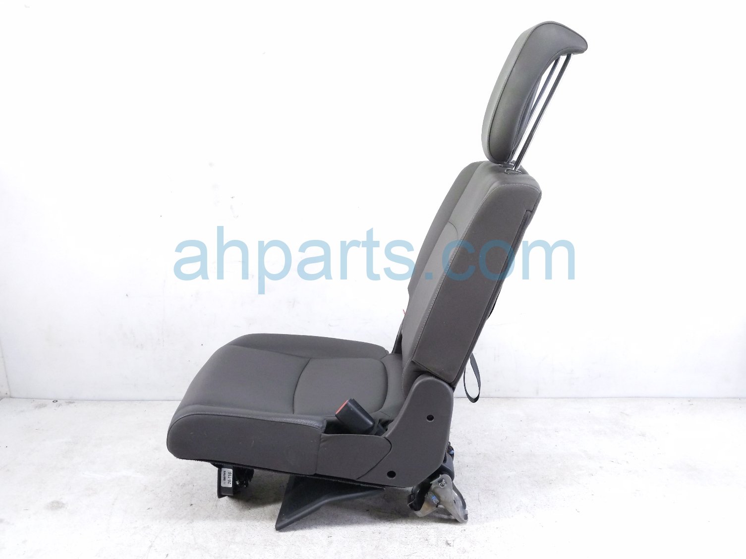 2022 Honda Odyssey Rear / Back (2nd Row) 3rd Row Passenger Seat Mocha Lthr 82121 THR L41ZD Replacement 2022 Honda Odyssey Rear / Back (2nd Row) 3rd Row Passenger Seat Mocha Lthr 82121 THR L41ZD Replacement thumbnail
