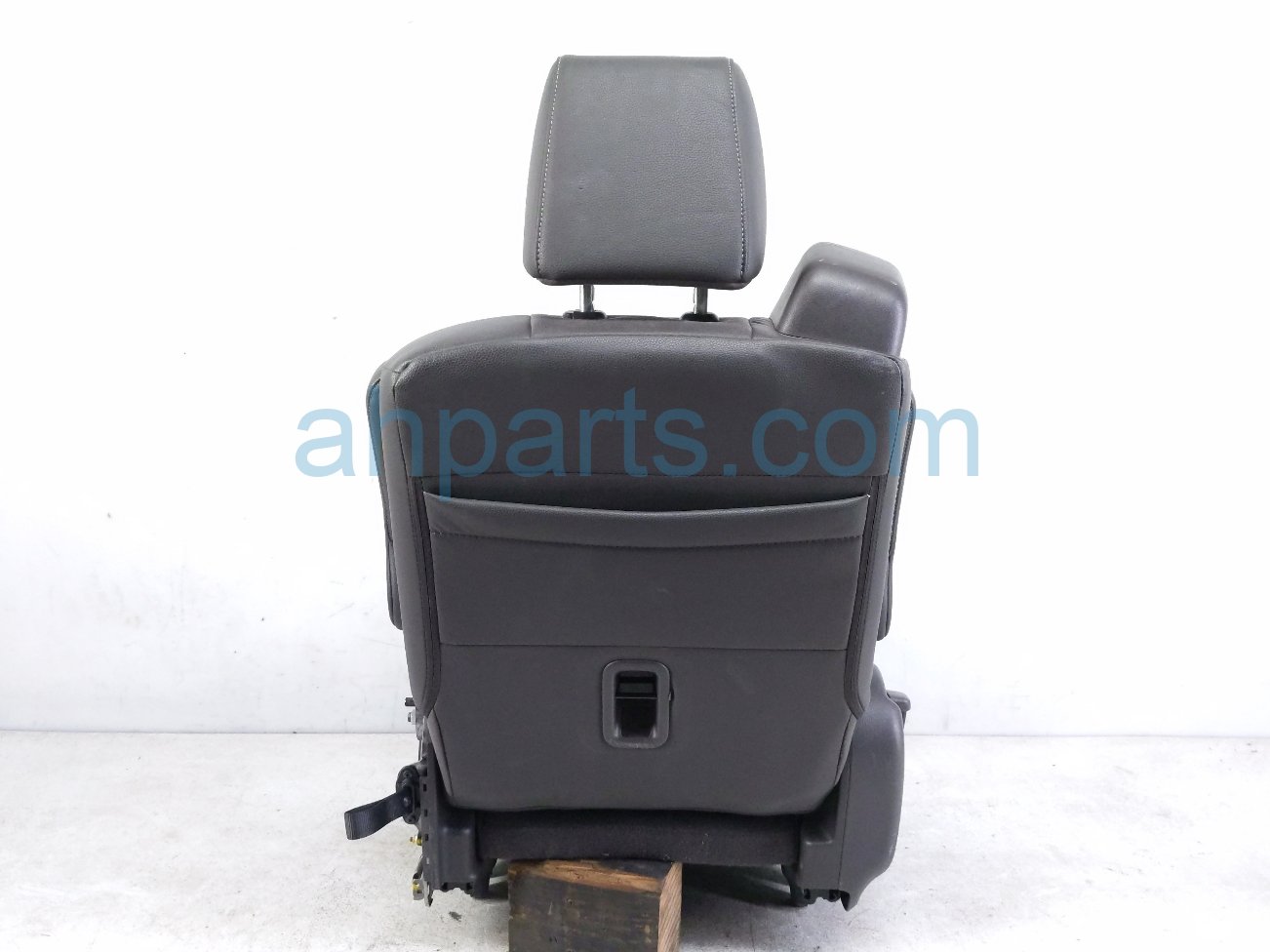 2022 Honda Odyssey Rear / Back (2nd Row) 2nd Row Driver Seat Assy Brn Lthr 81321 THR L41ZD Replacement 2022 Honda Odyssey Rear / Back (2nd Row) 2nd Row Driver Seat Assy Brn Lthr 81321 THR L41ZD Replacement thumbnail