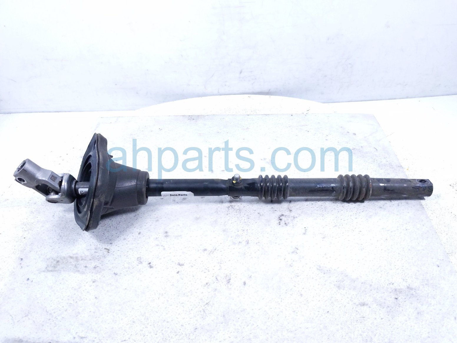2022 Chevy Tahoe Steering Intermediate Column Shaft 6.2l 4x4 85153846 Replacement 2022 Chevy Tahoe Steering Intermediate Column Shaft 6.2l 4x4 85153846 Replacement thumbnail